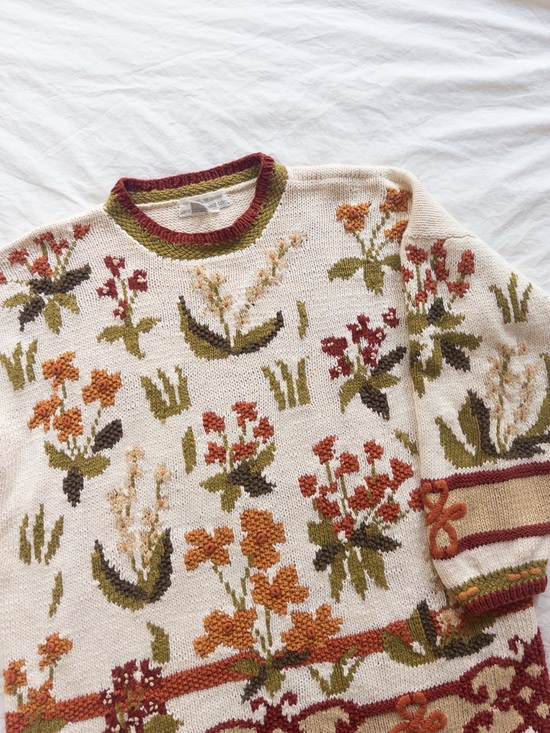 Jennifer Reed Sweaters - Vintage Floral Crew Neck Sweater in Ramie Cotton, size XL